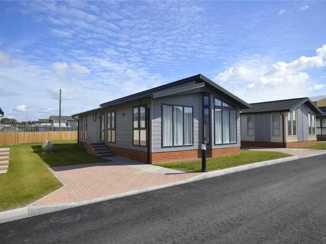 Park Home for sale in Hoo St Werburgh