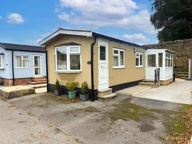 Park Home for sale in Cringles, Bradford