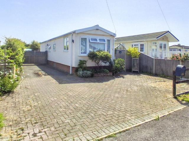 Park Home for sale in Spring Vale, Hampshire