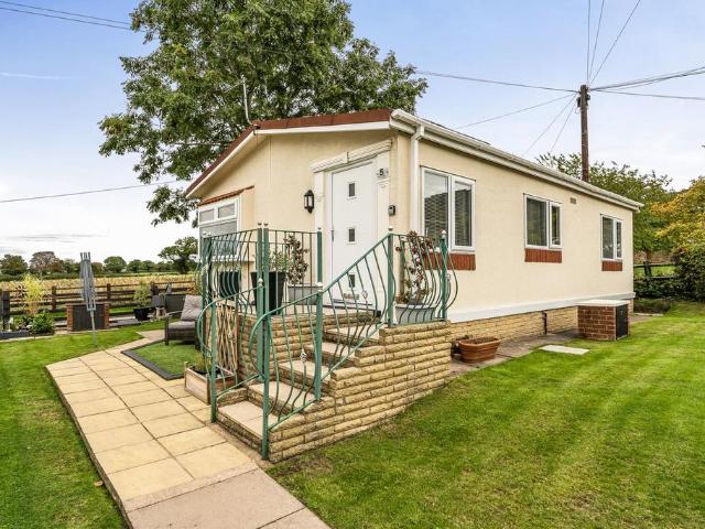 Park Home for sale in Frodsham, Cheshire