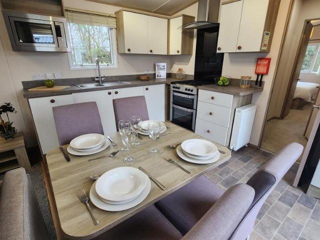 Park Home for sale in Spring Vale, Hampshire