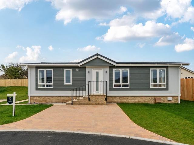 Park Home for sale in Wick, Bournemouth