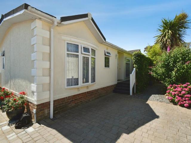 Park Home for sale in Lower Dunsforth, North Yorkshire