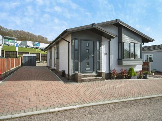Park Home for sale in Pontypridd, Wales