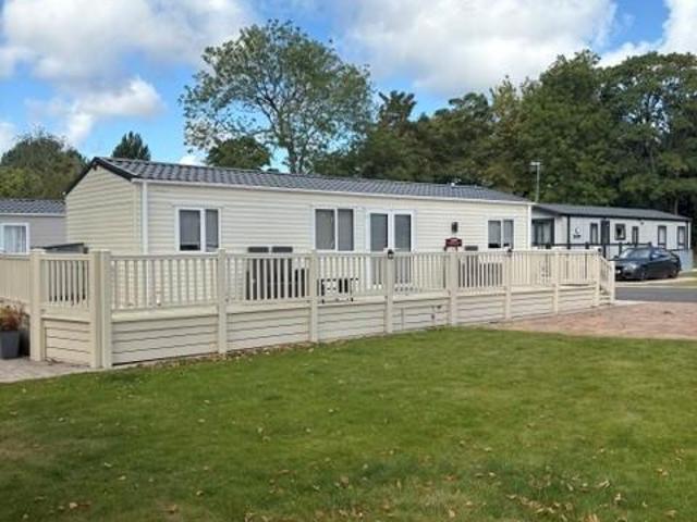Park Home for sale in Cabus, Lancashire