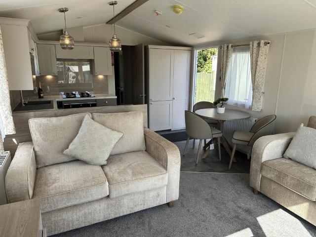 Park Home for sale in Eastbridge, Suffolk