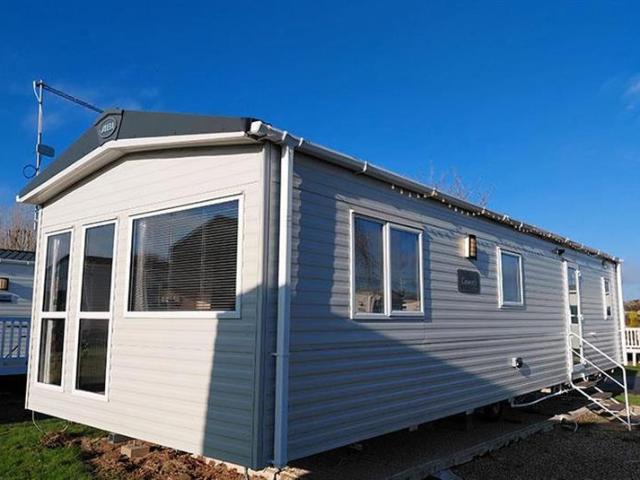 Park Home for sale in Fordham Heath, Essex