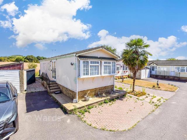 Park Home for sale in Midway, Kent
