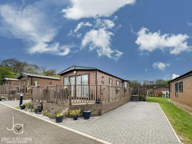 Park Home for sale in Fordham Heath, Essex