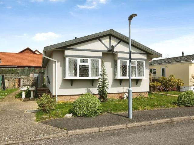 Park Home for sale in Fleetend, Fareham