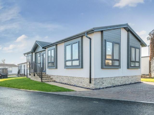 Park Home for sale in Hillborough, The Bridge