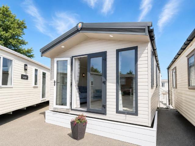 Park Home for sale in Westgate-on-Sea, Acol