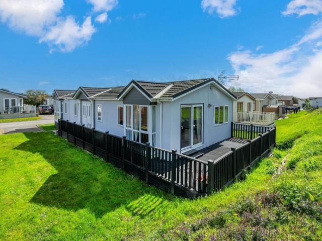 Park Home for sale in Barway, Cambridgeshire