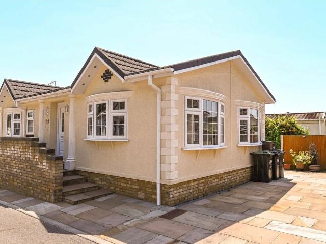 Park Home for sale in Ashurst Bridge, Hampshire