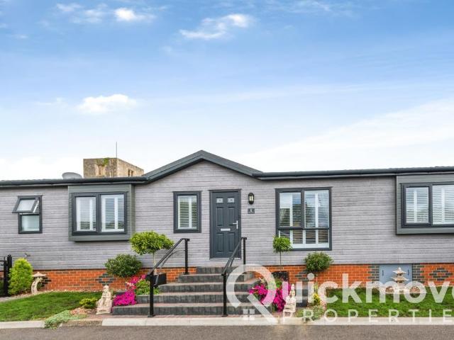 Park Home for sale in Abbey Mead, Swindon