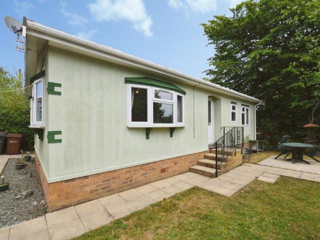 Park Home for sale in Chelmsford, Essex