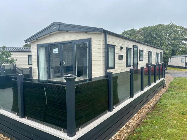 Park Home for sale in Old Milton, Ashurst Bridge