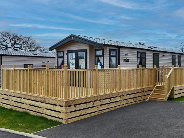 Park Home for sale in Sageston, Wales