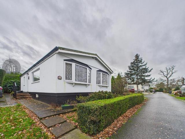 Park Home for sale in Chedburgh, Suffolk