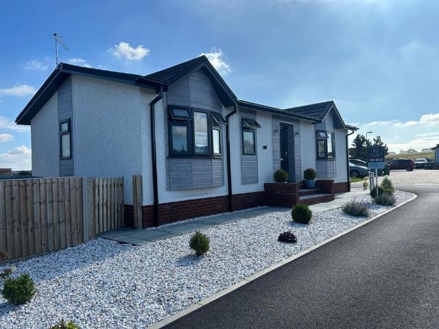 Park Home for sale in Comers, Norfolk