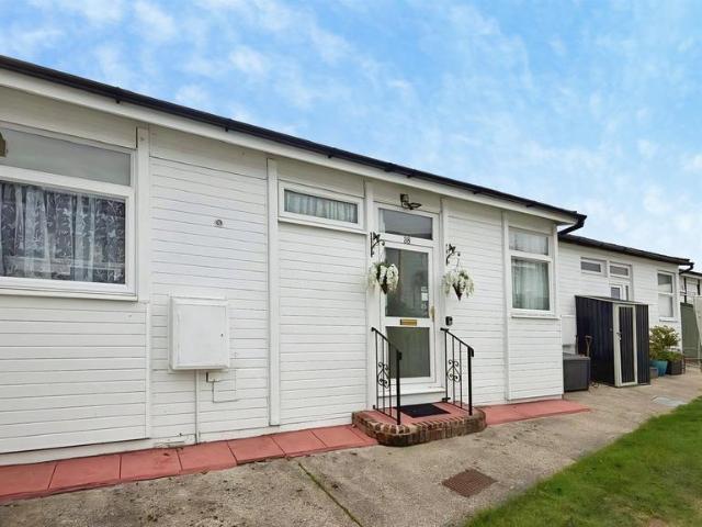Park Home for sale in Castlehill Park, Tendring