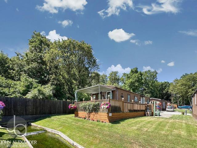 Park Home for sale in Fordham Heath, Essex