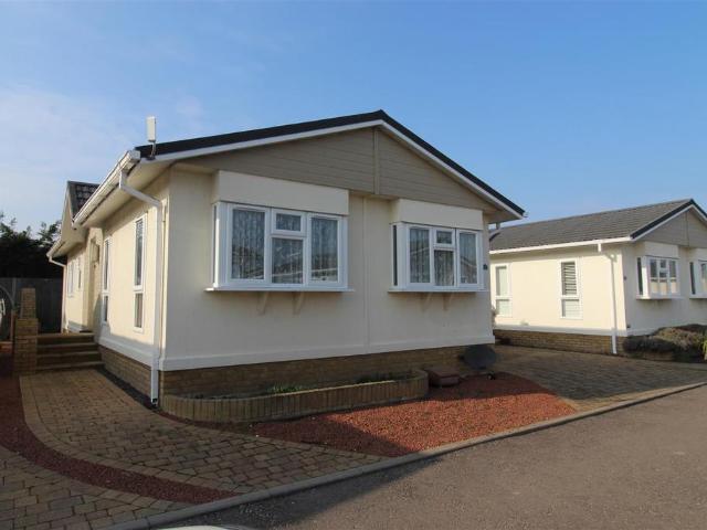 Park Home for sale in Hillborough, The Bridge