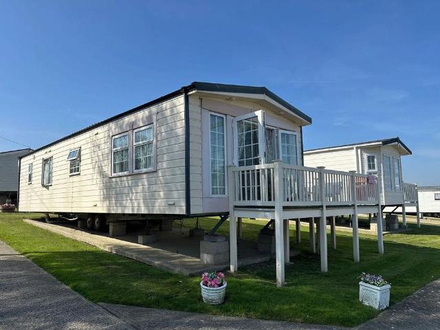 Park Home for sale in Minster-on-Sea, Oad Street