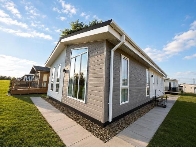 Park Home for sale in Strensall with Towthorpe, Strensall