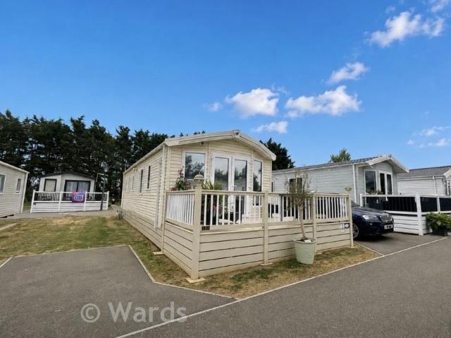 Park Home for sale in Acol, Kent
