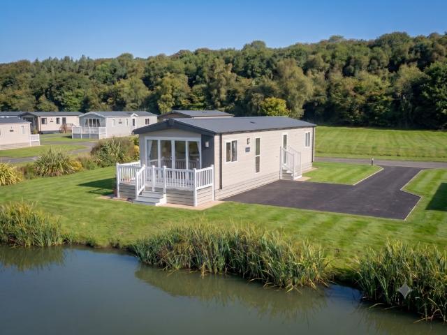Park Home for sale in Potters Corner, East Midlands