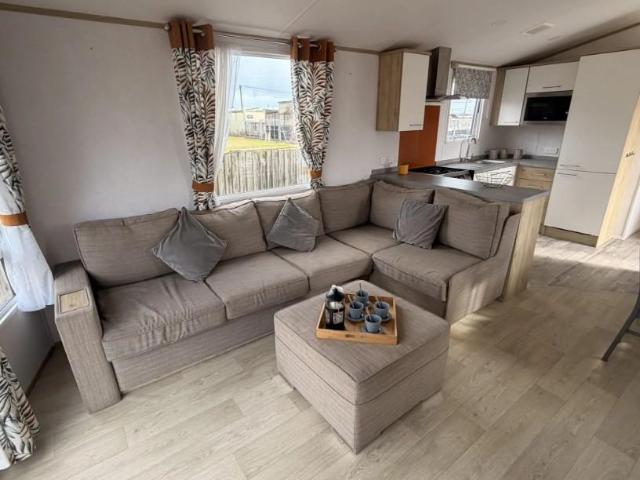 Park Home for sale in Stokesby, Norfolk