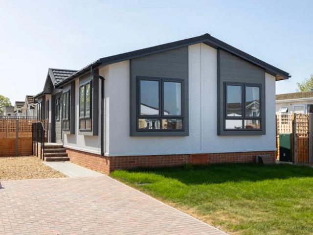 Park Home for sale in Besthorpe, East Tuddenham