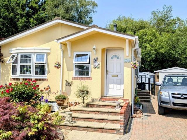 Park Home for sale in Hollywater, Bolton Low Houses