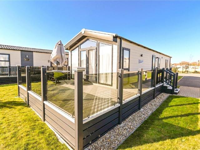 Park Home for sale in Old Milton, Ashurst Bridge