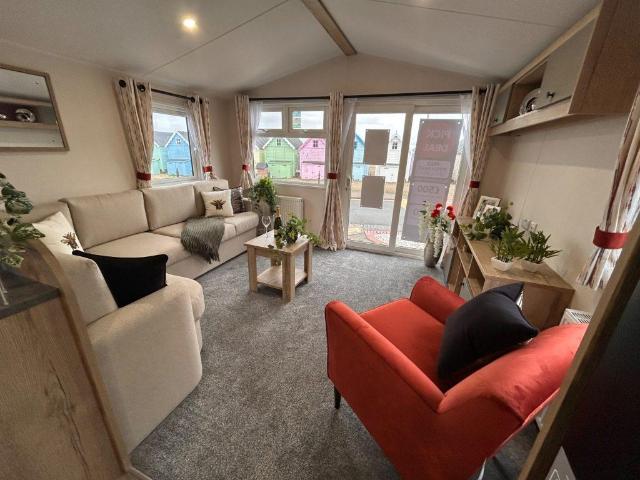 Park Home for sale in Fordham Heath, Essex