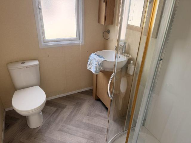 Park Home for sale in Stokesby, Norfolk