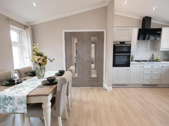Park Home for sale in Pachesham Park, Surrey