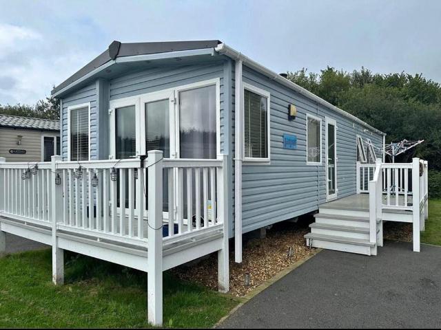 Park Home for sale in Eastbridge, Suffolk