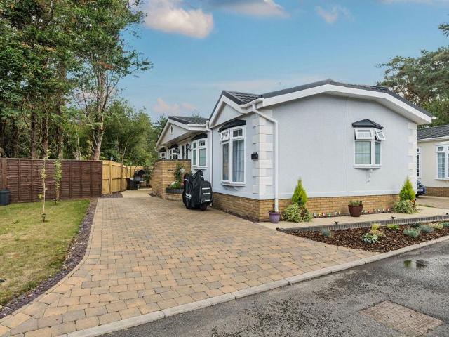 Park Home for sale in Avon Castle, East Dorset