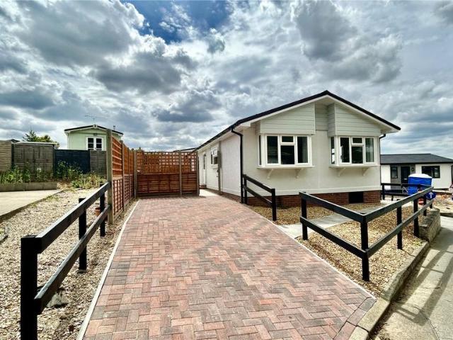 Park Home for sale in Barway, Cambridgeshire