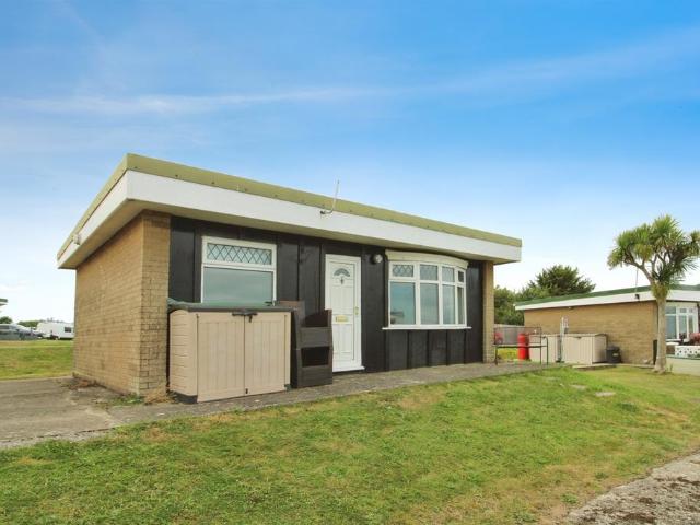 Park Home for sale in Lavernock, Wales
