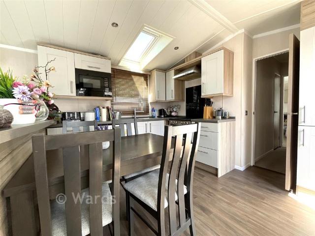 Park Home for sale in Stansted, Bourne Vale