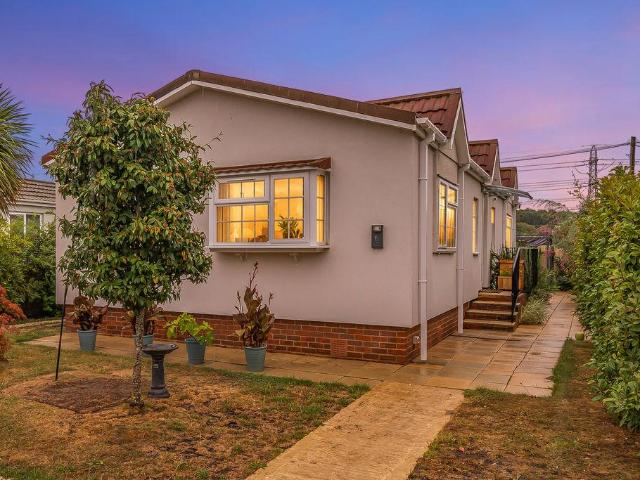 Park Home for sale in Row Town, Surrey