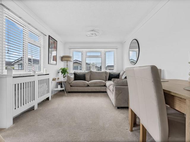 Park Home for sale in Penton Park, Runnymede