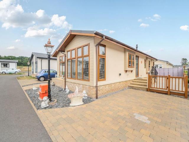 Park Home for sale in Heathfield, Bridford