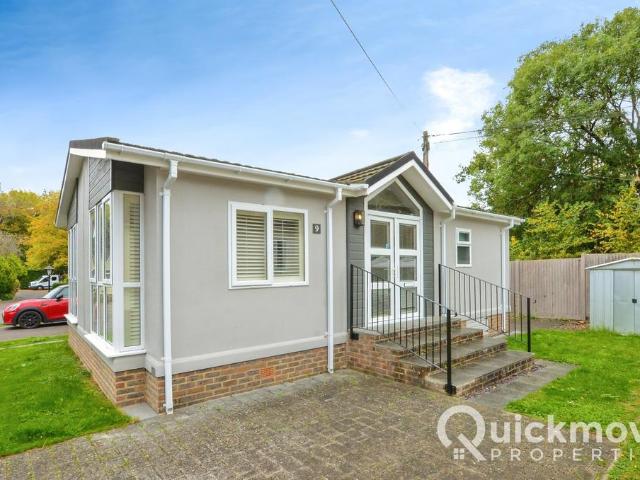 Park Home for sale in Batchworth, Hertfordshire