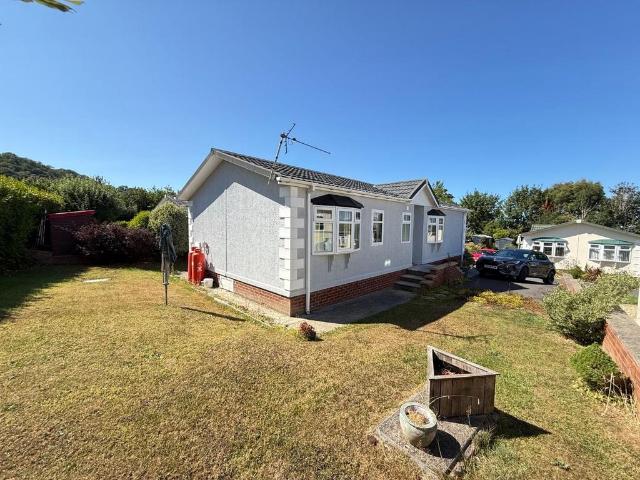 Park Home for sale in New Quay, Wales