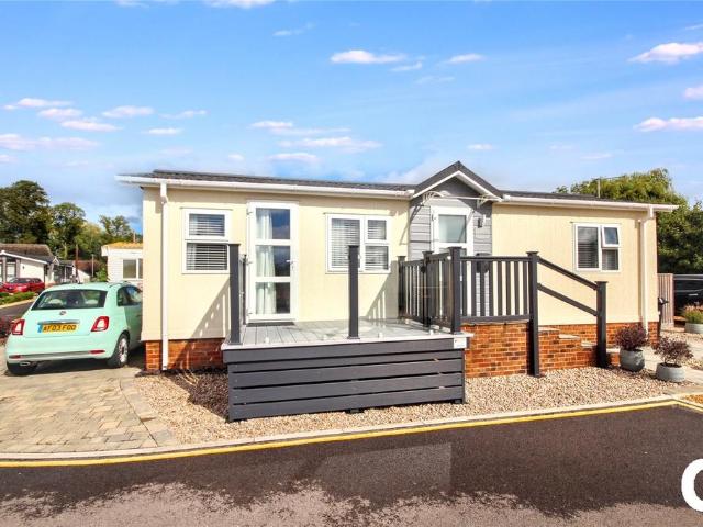 Park Home for sale in Ringwood, Ashurst Bridge