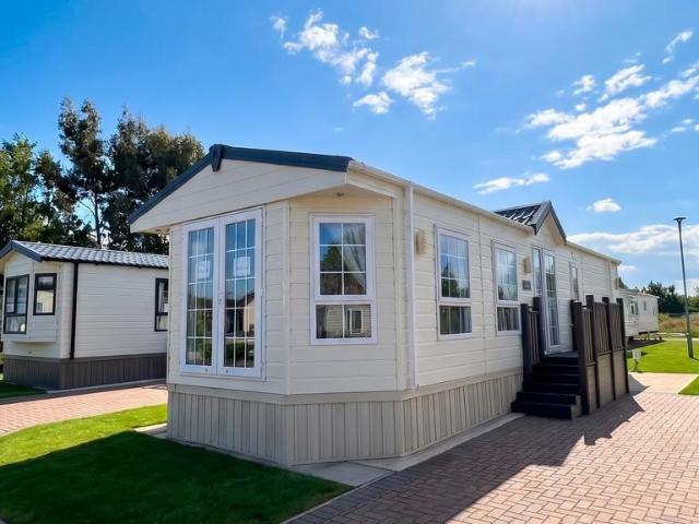 Park Home for sale in Maldon, Essex